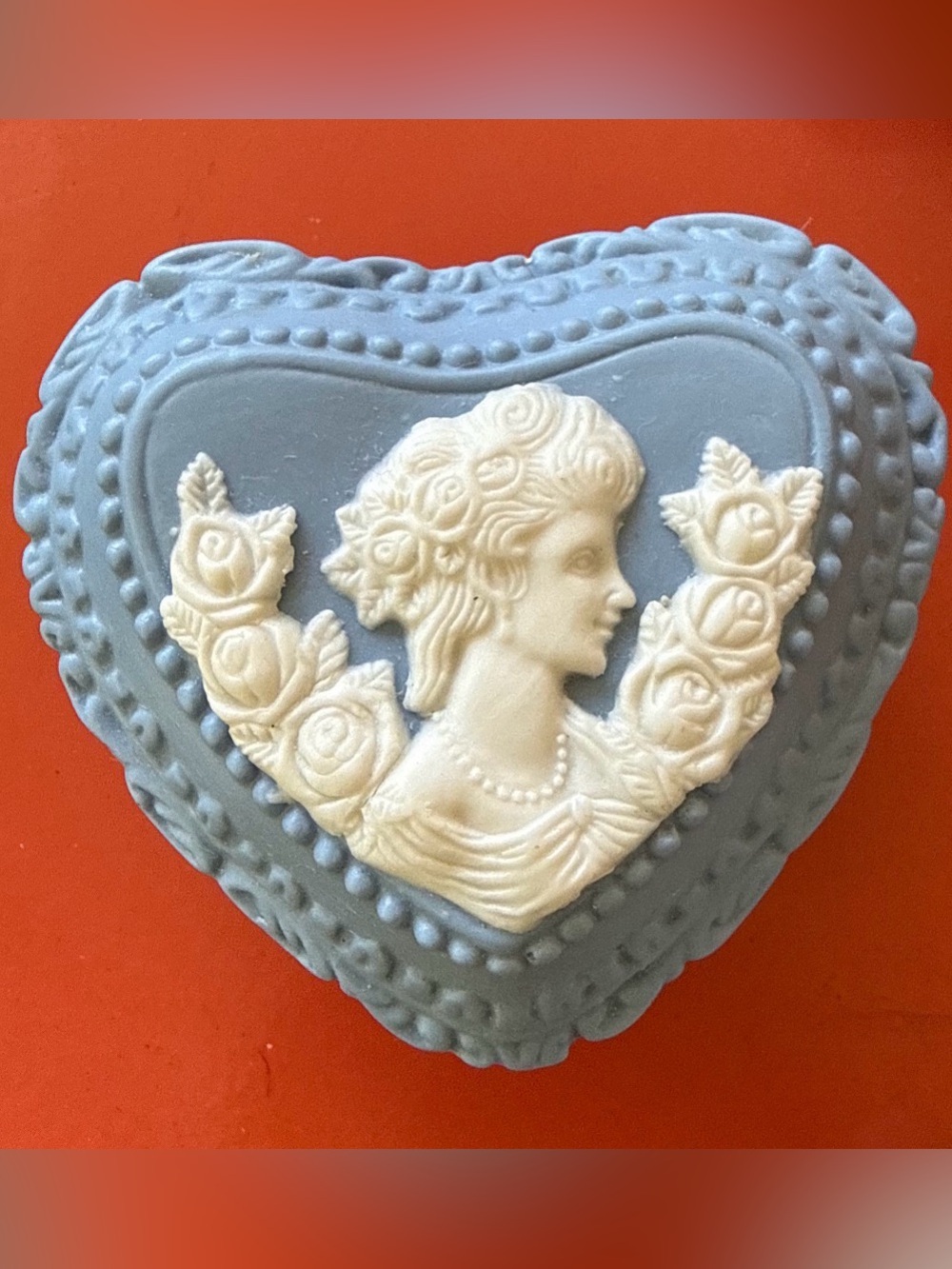 Vintage jewelry box